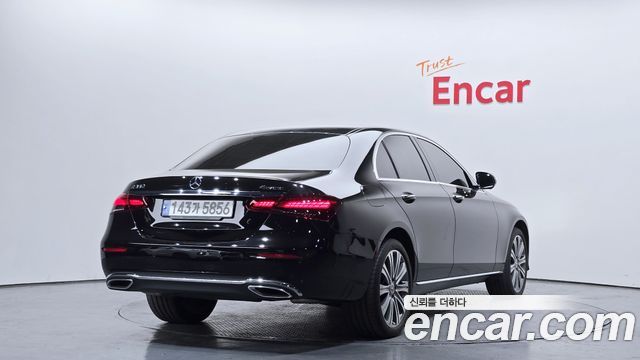 Mercedes-Benz E-Class E350 4MATIC Exclusive