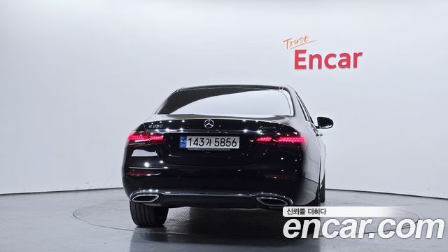 Mercedes-Benz E-Class E350 4MATIC Exclusive