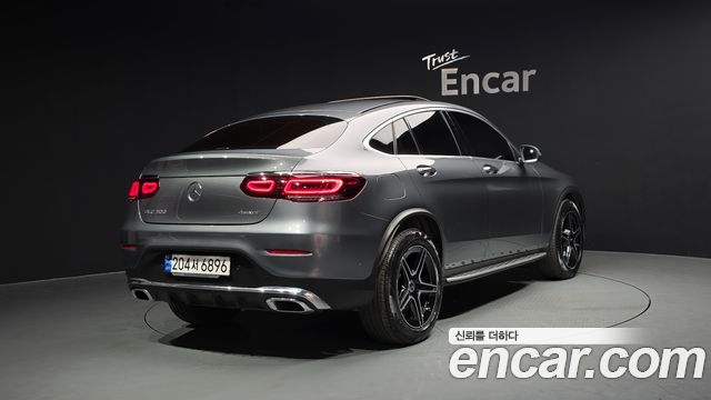 Mercedes-Benz GLC-Class GCL300 4MATIC Coupe