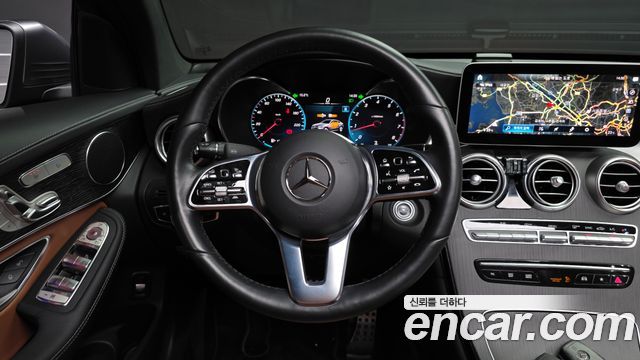 Mercedes-Benz GLC-Class GCL300 4MATIC Coupe