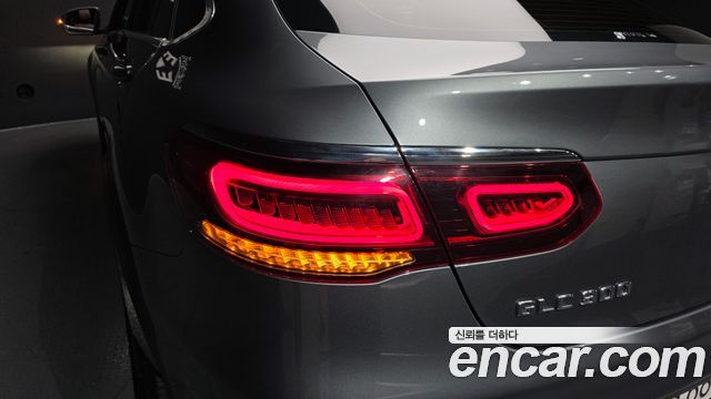 Mercedes-Benz GLC-Class GCL300 4MATIC Coupe
