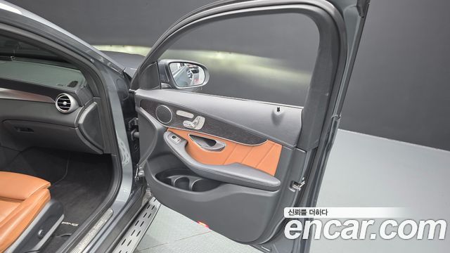 Mercedes-Benz GLC-Class GCL300 4MATIC Coupe