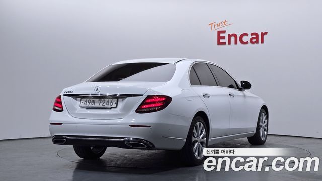 Mercedes-Benz E-Class E220d Exclusive