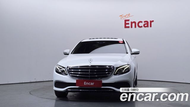 Mercedes-Benz E-Class E220d Exclusive