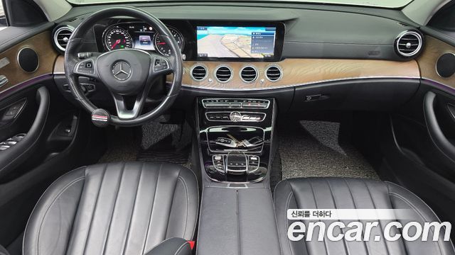 Mercedes-Benz E-Class E220d Exclusive