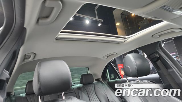 Mercedes-Benz E-Class E220d Exclusive