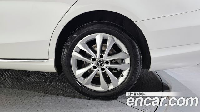 Mercedes-Benz C-Class C220 d Avantgarde