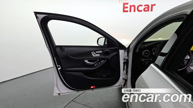 Mercedes-Benz C-Class C220 d Avantgarde