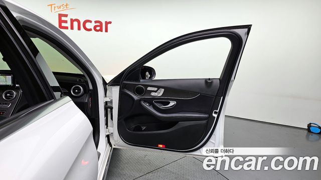 Mercedes-Benz C-Class C220 d Avantgarde