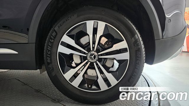 Mercedes-Benz GLA-Class GLA220