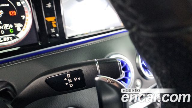 Mercedes-Benz S-Class S63 AMG 4MATIC Coupe
