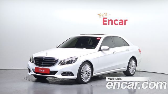 Mercedes-Benz E-Class E300 Elegance