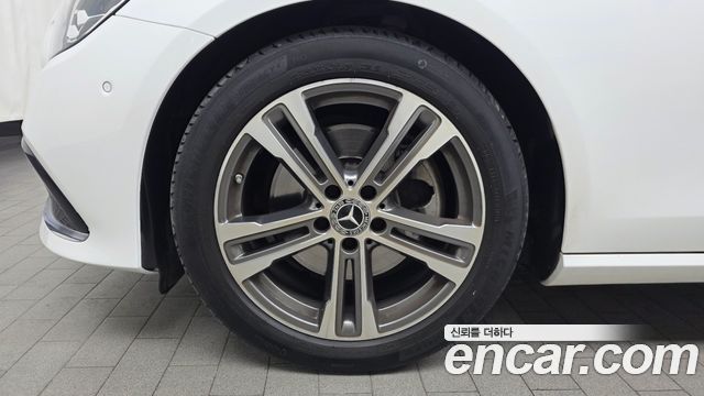 Mercedes-Benz E-Class E250 Avantgarde