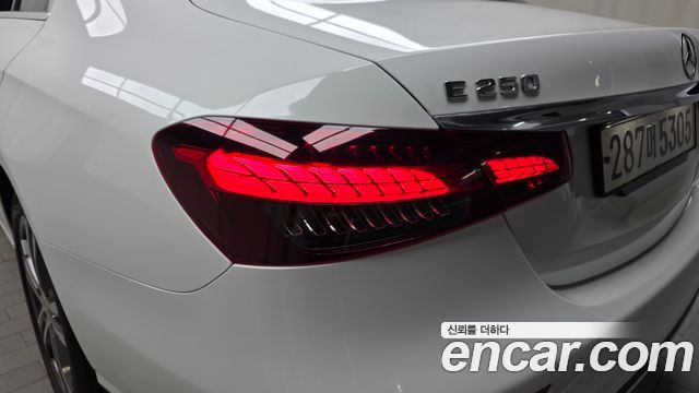 Mercedes-Benz E-Class E250 Avantgarde