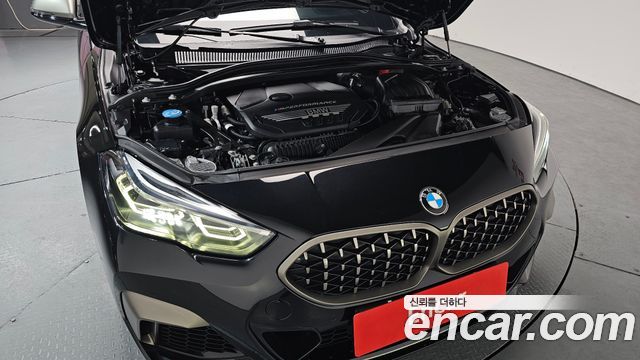BMW 2-Series M235i xDrive