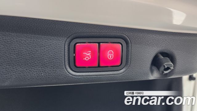 Mercedes-Benz E-Class E300 4MATIC Exclusive