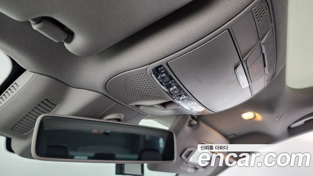 Mercedes-Benz E-Class E300 4MATIC Exclusive