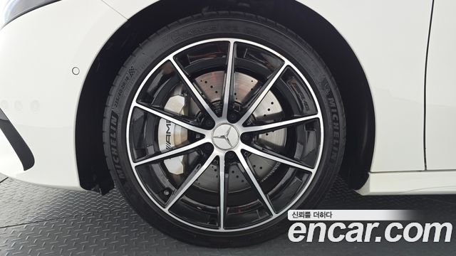 Mercedes-Benz A-Class AMG A35 4MATIC Sedan