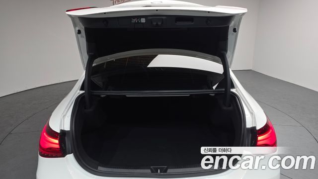 Mercedes-Benz A-Class AMG A35 4MATIC Sedan