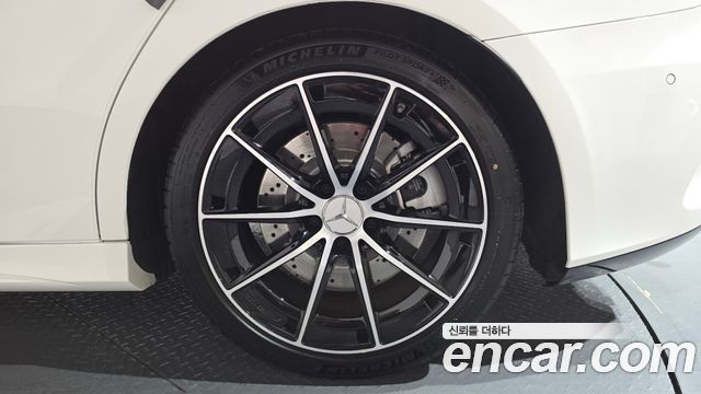 Mercedes-Benz A-Class AMG A35 4MATIC Sedan