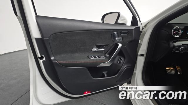 Mercedes-Benz A-Class AMG A35 4MATIC Sedan