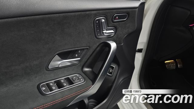 Mercedes-Benz A-Class AMG A35 4MATIC Sedan