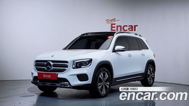 Mercedes-Benz GLB-Class GLB220
