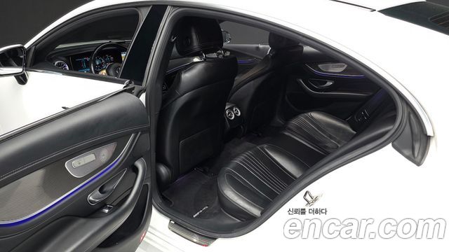 Mercedes-Benz CLS-Class CLS300d AMG Line