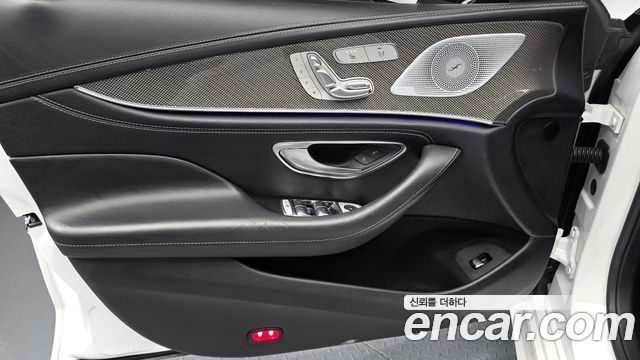 Mercedes-Benz CLS-Class CLS300d AMG Line