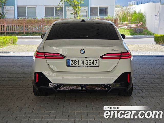 BMW 5-Series 520i M Sport