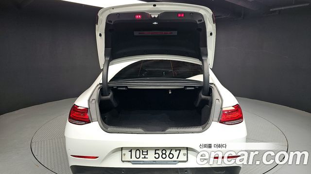 Mercedes-Benz CLS-Class CLS400d 4MATIC AMG Line