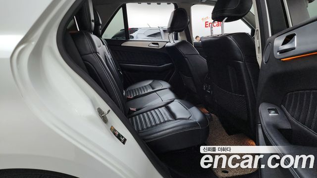 Mercedes-Benz GLE-Class GLE350 d 4MATIC Premium