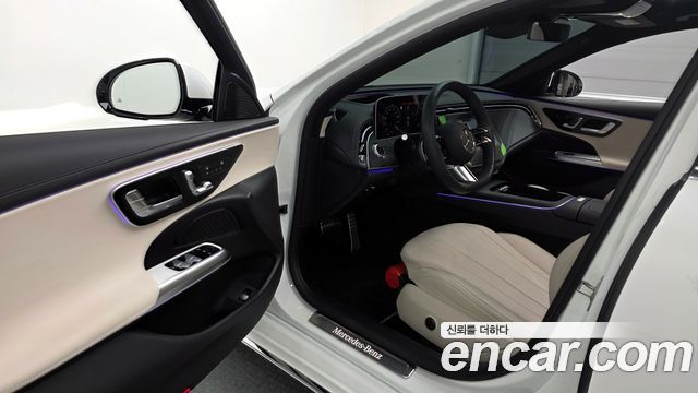 Mercedes-Benz E-Class E200 AMG Line