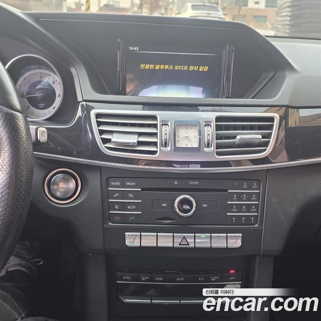 Mercedes-Benz E-Class E220 Bluetec Avantgarde