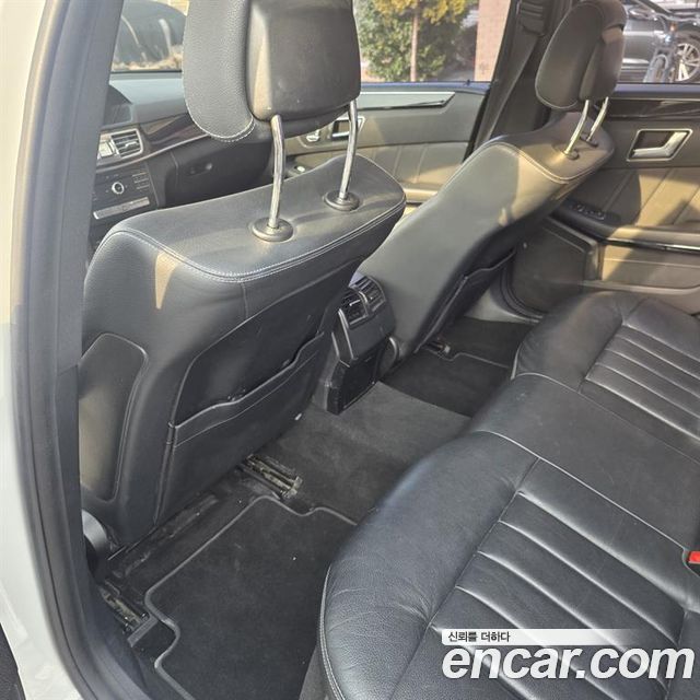 Mercedes-Benz E-Class E220 Bluetec Avantgarde