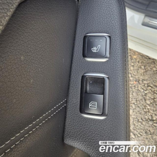 Mercedes-Benz E-Class E220 Bluetec Avantgarde