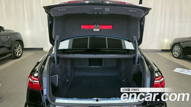 Audi A8 55 TFSI Quattro Premium LWB