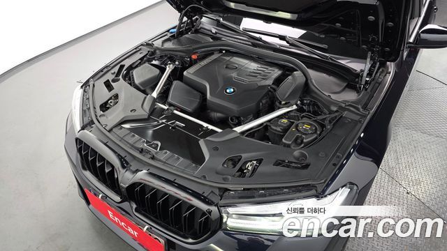 BMW 5-Series 520i M Sport