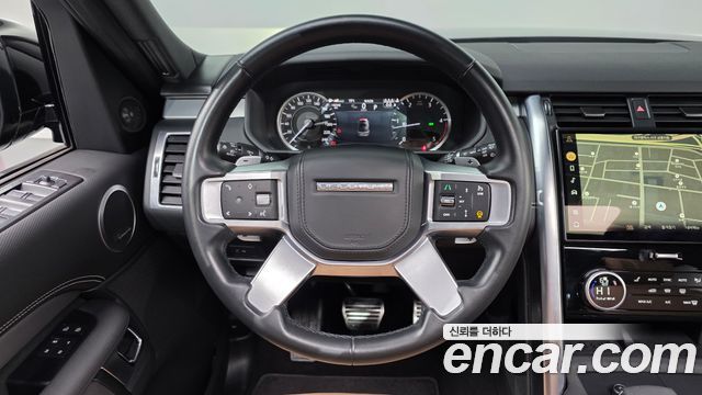 Land Rover Discovery D300 R-Dynamic HSE