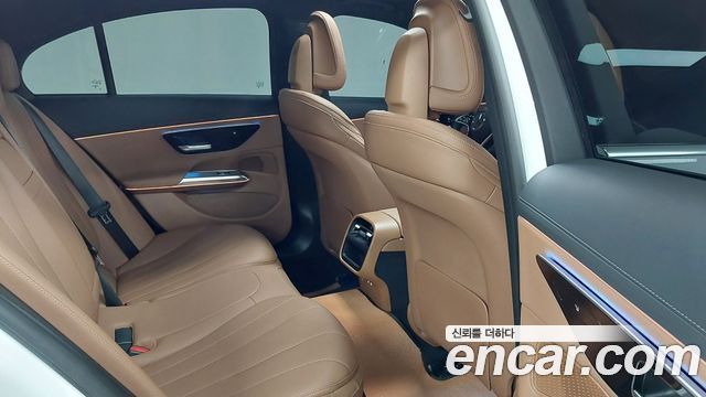Mercedes-Benz E-Class E220d 4MATIC Exclusive