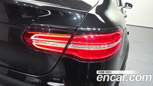 Mercedes-Benz GLC-Class GLC220 d 4MATIC Premium Coupe