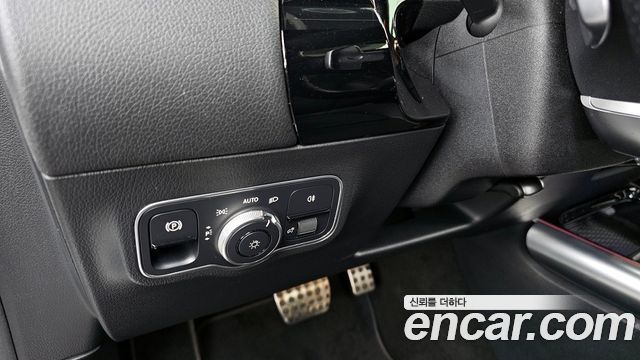 Mercedes-Benz EQA EQA250 AMG Package