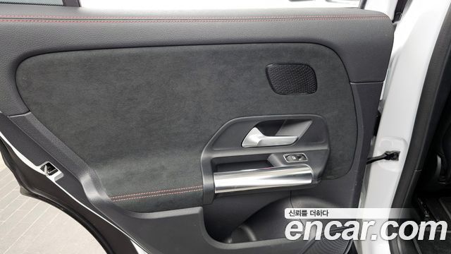 Mercedes-Benz EQA EQA250 AMG Package