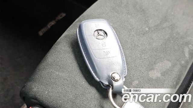Mercedes-Benz EQA EQA250 AMG Package