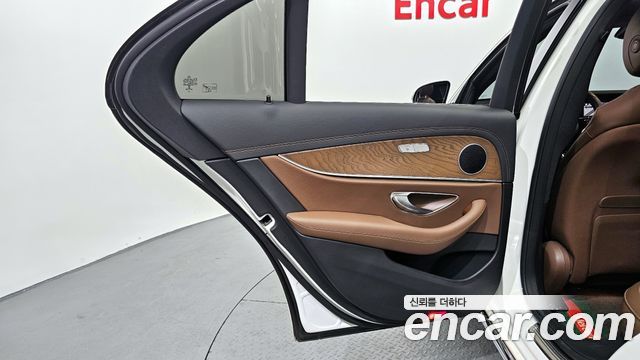 Mercedes-Benz E-Class E250 Exclusive