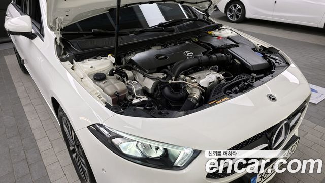 Mercedes-Benz A-Class A220 Hatchback