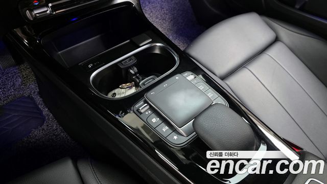 Mercedes-Benz A-Class A220 Hatchback