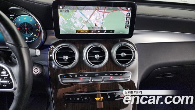 Mercedes-Benz GLC-Class GLC300 4MATIC