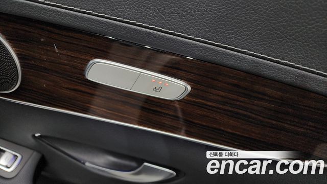 Mercedes-Benz GLC-Class GLC300 4MATIC