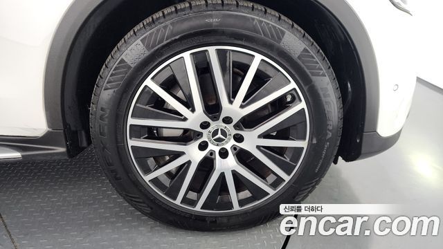 Mercedes-Benz GLC-Class GLC300 4MATIC